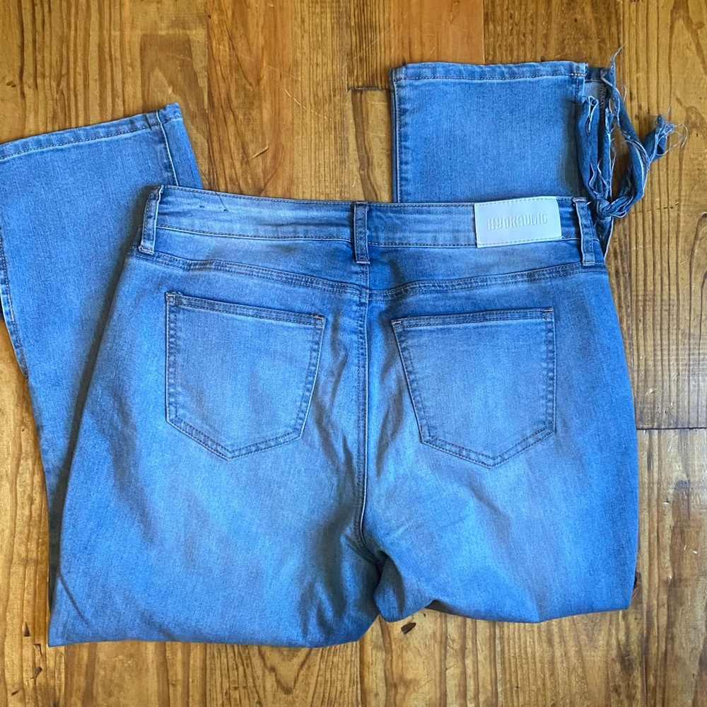 Hydraulic “Nolita” Mid Rise Curvy Skinny Kick Cropped Jeans - Picture 7 of 11